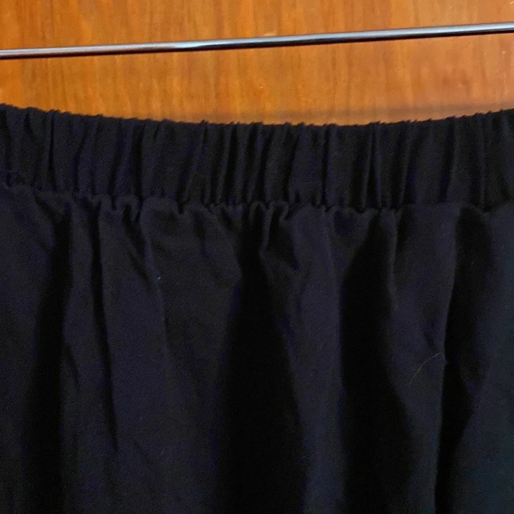 💜💜 JANE ASHLEY Black Embroidered Skirts NWT